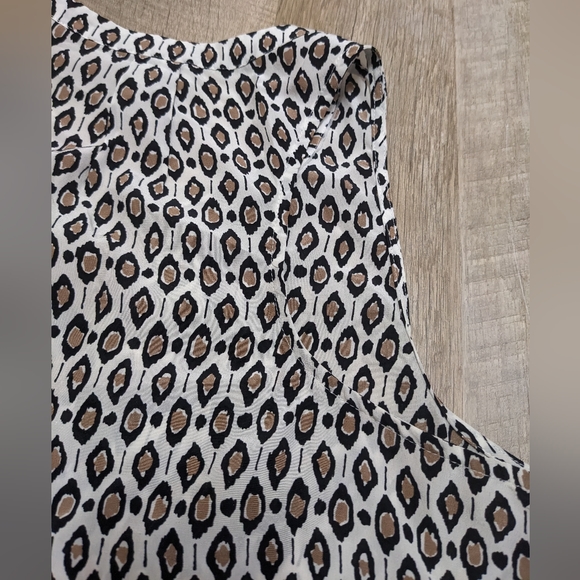 Joie Silk Sleeveless Top - Picture 5 of 10